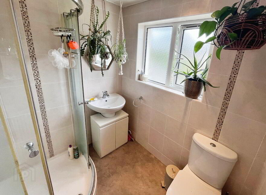 47 Larch Grove, Dunmurry, Belfast, BT17 9QG