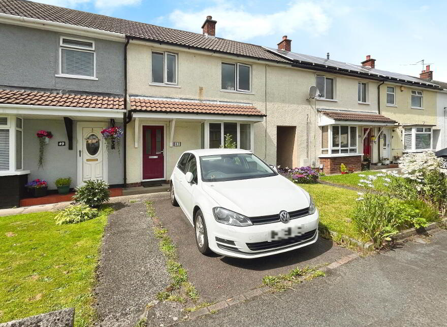 47 Larch Grove, Dunmurry, Belfast, BT17 9QG