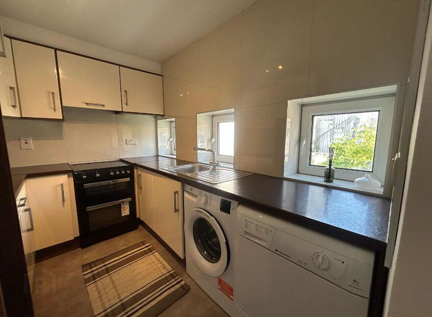 Apartment 38 Block B South Terrace Court, Cork City Centre, T12TP44