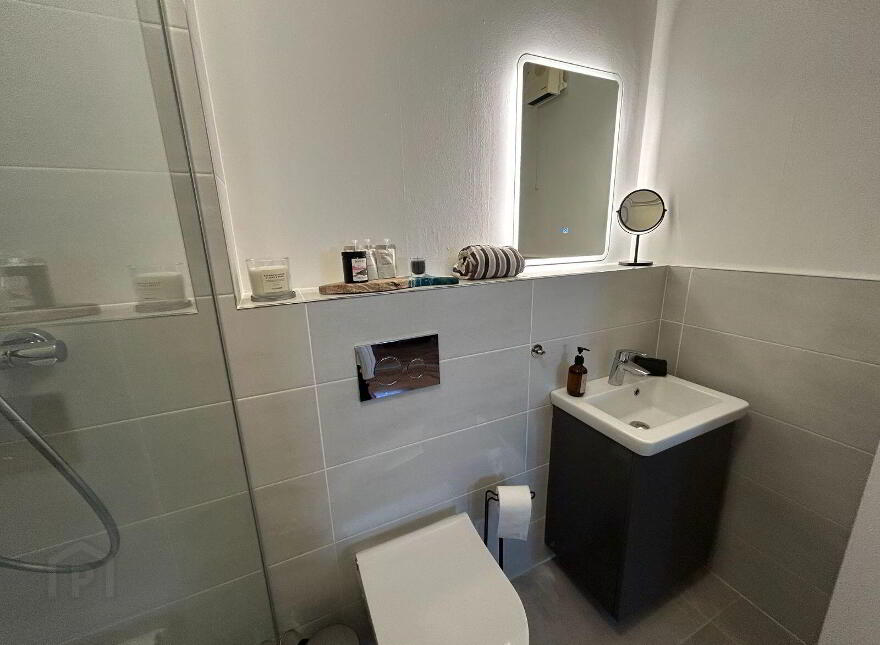 Apartment 38 Block B South Terrace Court, Cork City Centre, T12TP44