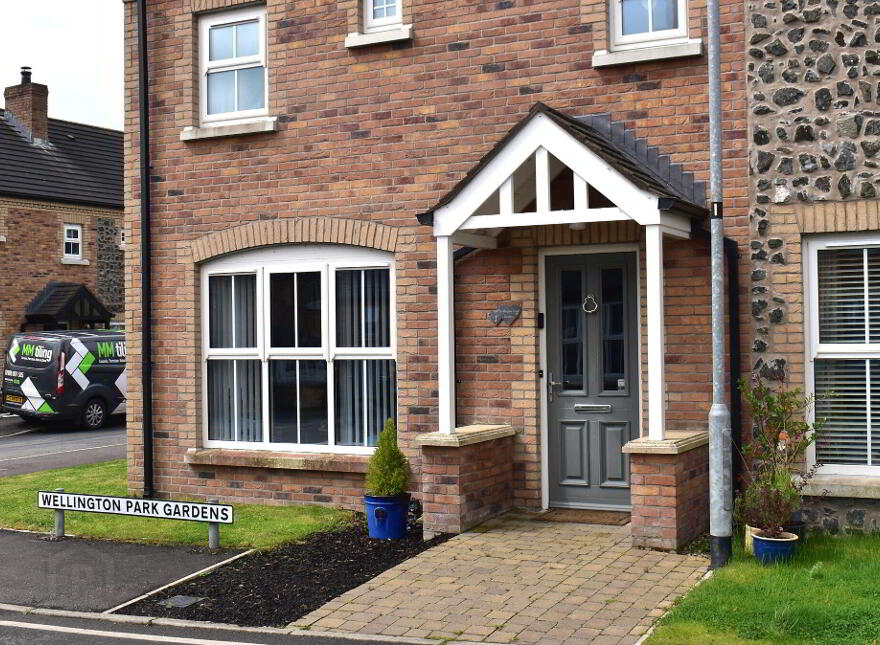 1 Wellington Park Gardens, Maghaberry, BT67 0XU