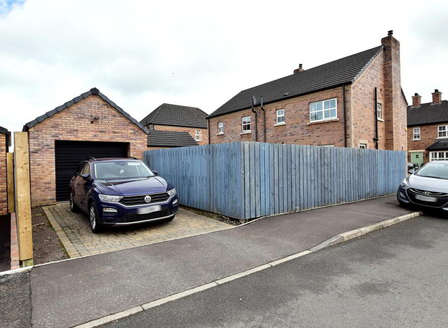 1 Wellington Park Gardens, Maghaberry, BT67 0XU