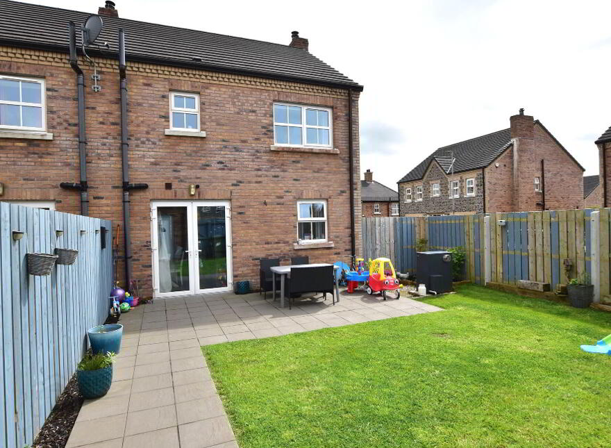 1 Wellington Park Gardens, Maghaberry, BT67 0XU
