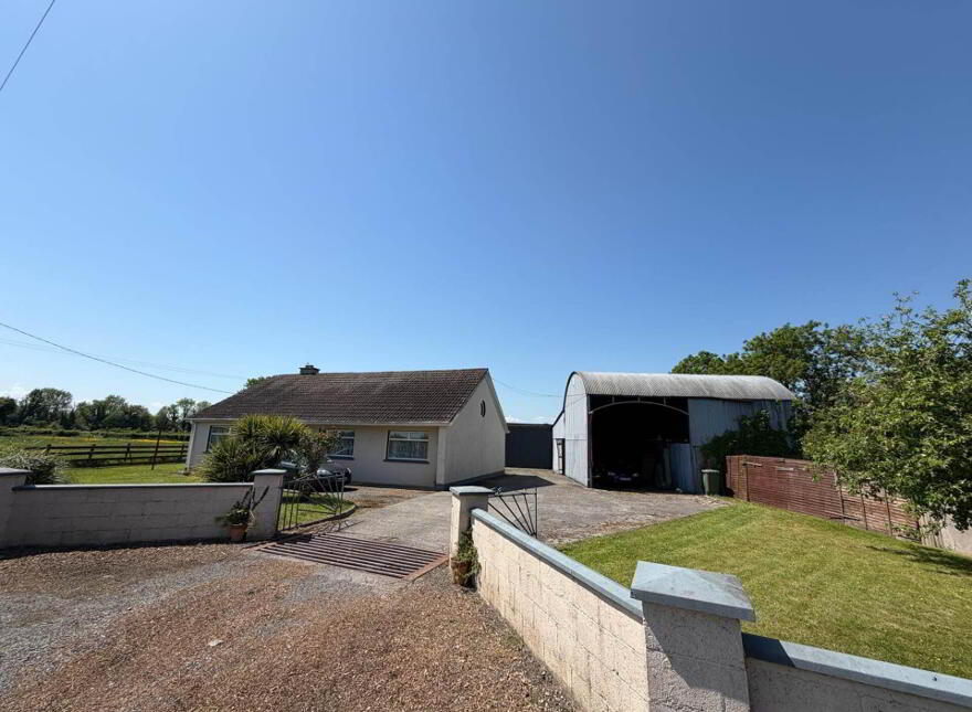 Bungalow +, Outbuildings On 1 ¾ Acres, Deerpark, Portarlington, R32N2C7