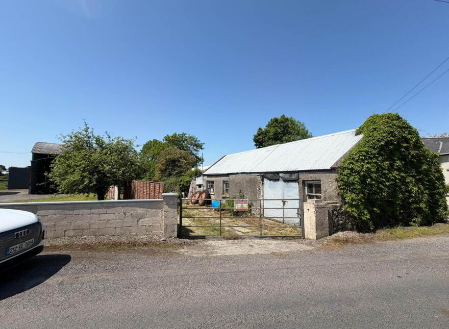 Bungalow +, Outbuildings On 1 ¾ Acres, Deerpark, Portarlington, R32N2C7