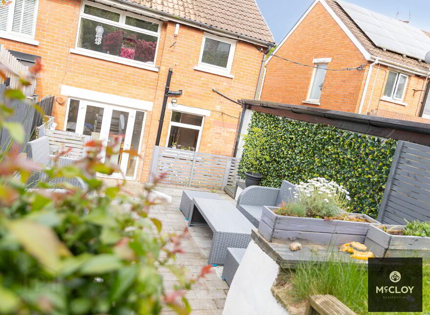 61 Ballygowan Road, Belfast, BT5 7JL