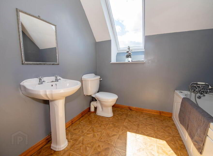 5 College Park, Letterkenny, F92E4E7