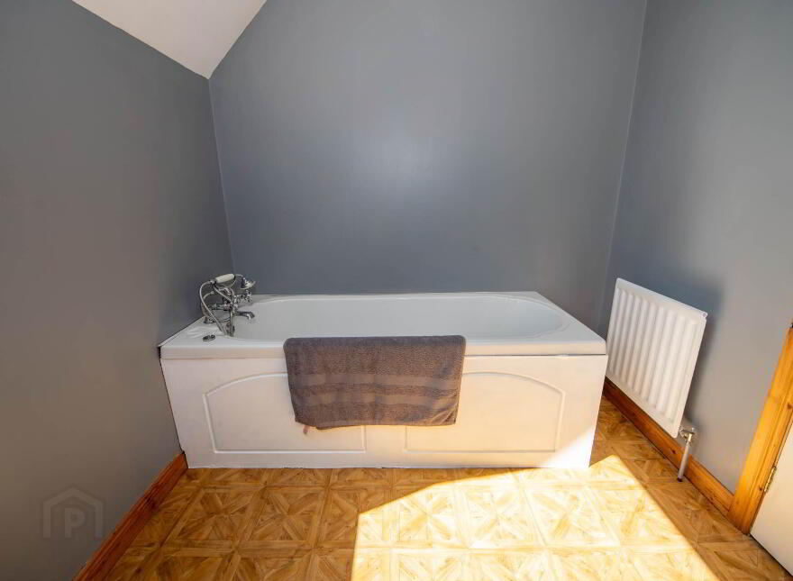 5 College Park, Letterkenny, F92E4E7