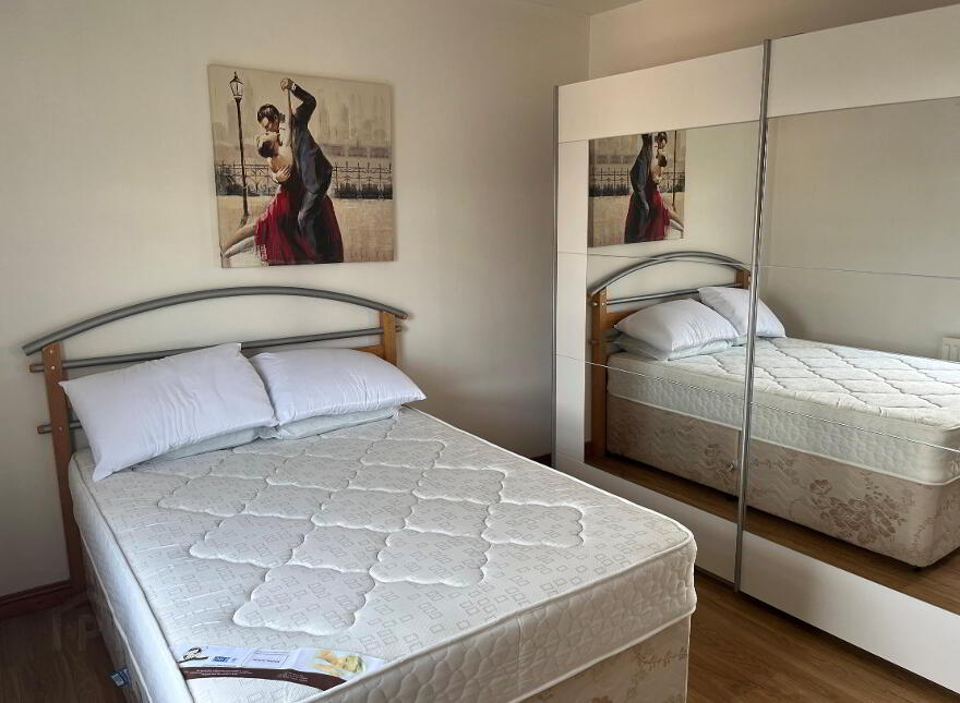 64 Mount Eagles Square, Dunmurry, Belfast, BT17 0GZ