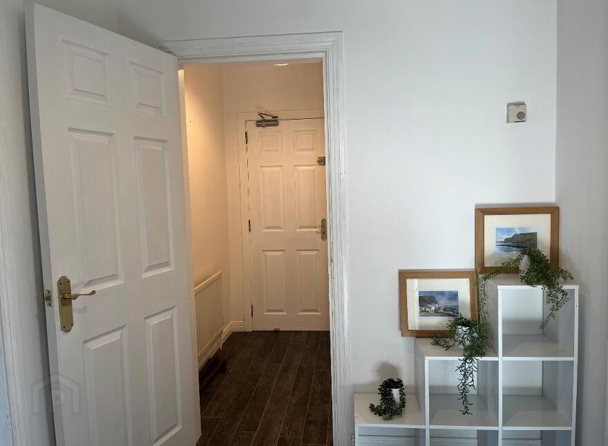64 Mount Eagles Square, Dunmurry, Belfast, BT17 0GZ