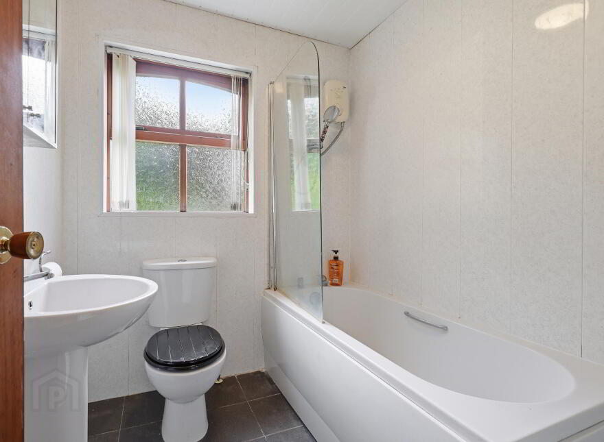 4 The Hamlets, Hawthornden Road, Belfast, BT4 3JW