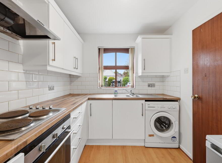 4 The Hamlets, Hawthornden Road, Belfast, BT4 3JW