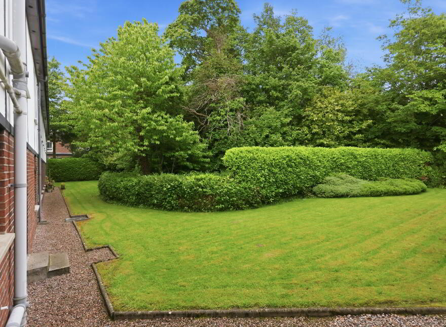 4 The Hamlets, Hawthornden Road, Belfast, BT4 3JW