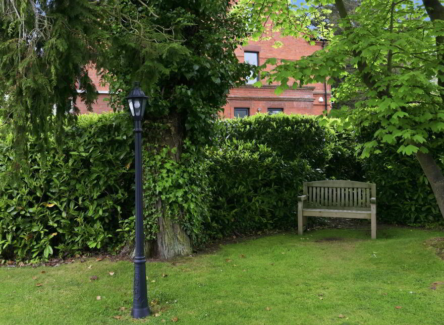 4 The Hamlets, Hawthornden Road, Belfast, BT4 3JW