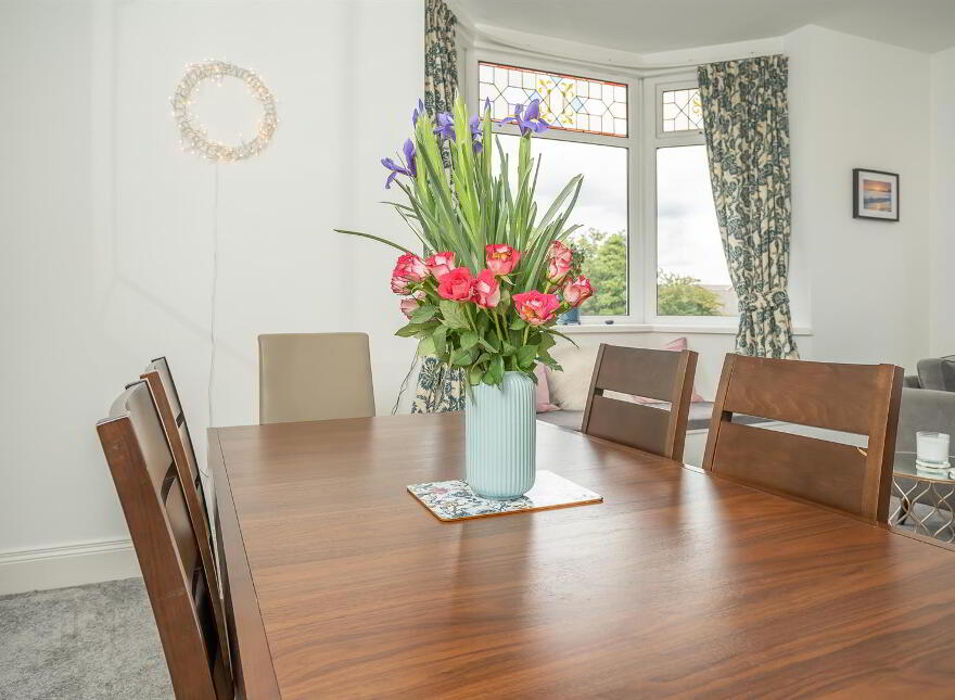 Apt 5, 16 Derryvolgie Avenue, Belfast, BT9 6FL