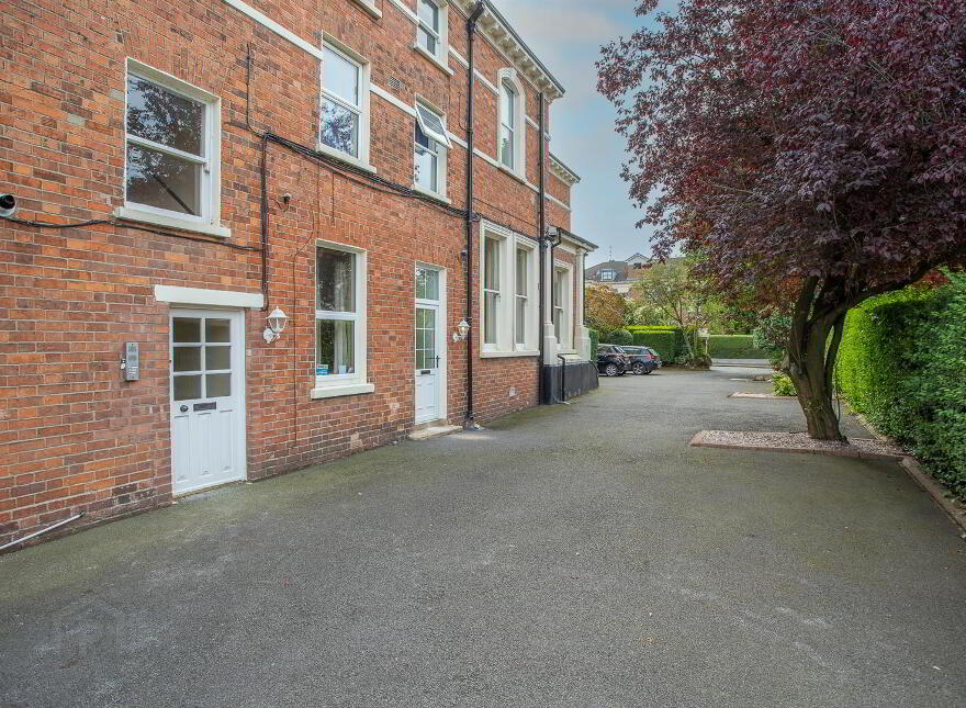 Apt 5, 16 Derryvolgie Avenue, Belfast, BT9 6FL