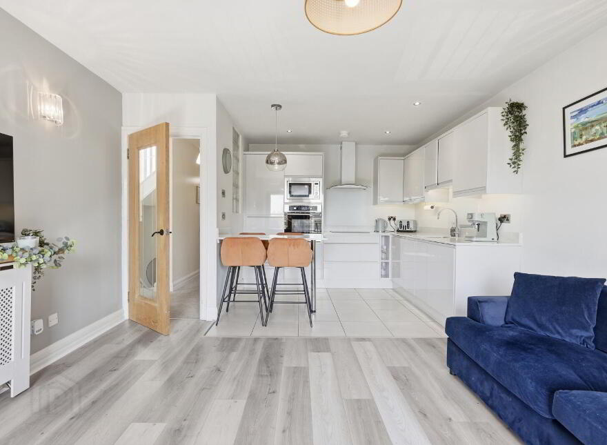 Apartment 10 Delamount 5 Dundela Park, Belfast, BT4 1PH