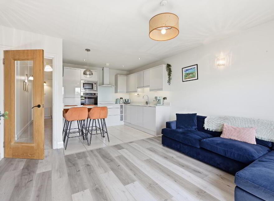 Apartment 10 Delamount 5 Dundela Park, Belfast, BT4 1PH