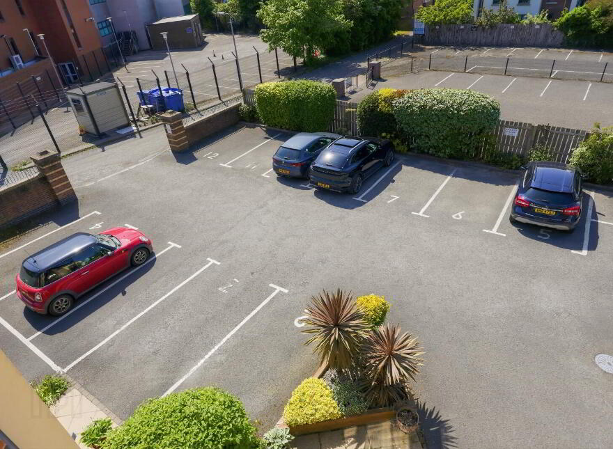 Apartment 10 Delamount 5 Dundela Park, Belfast, BT4 1PH