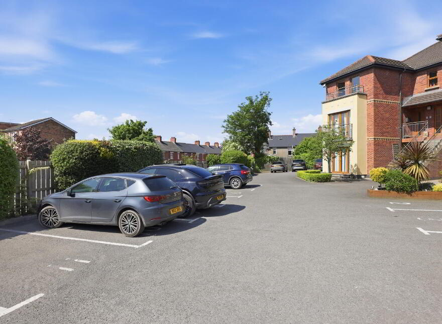 Apartment 10 Delamount 5 Dundela Park, Belfast, BT4 1PH