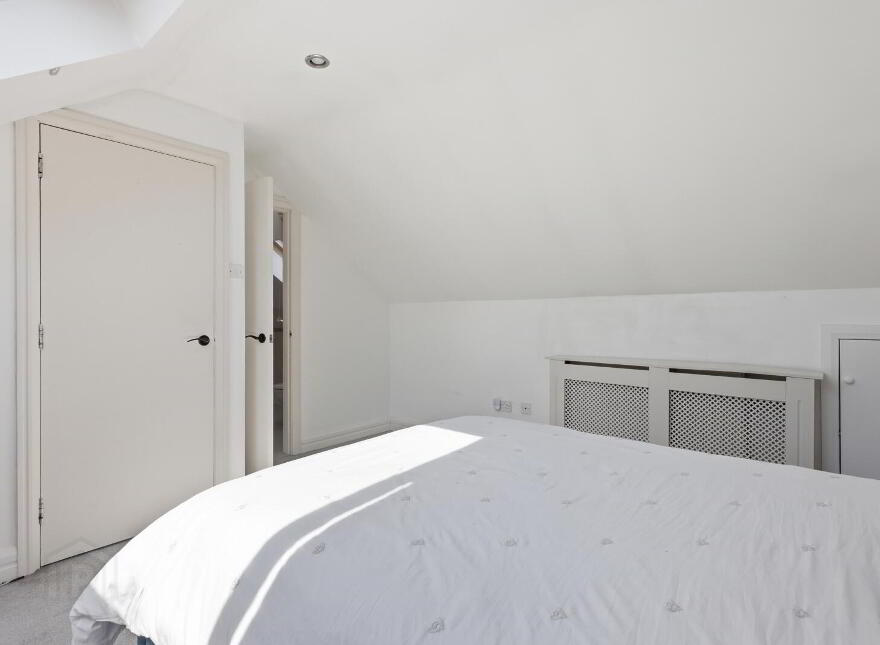 Apartment 10 Delamount 5 Dundela Park, Belfast, BT4 1PH