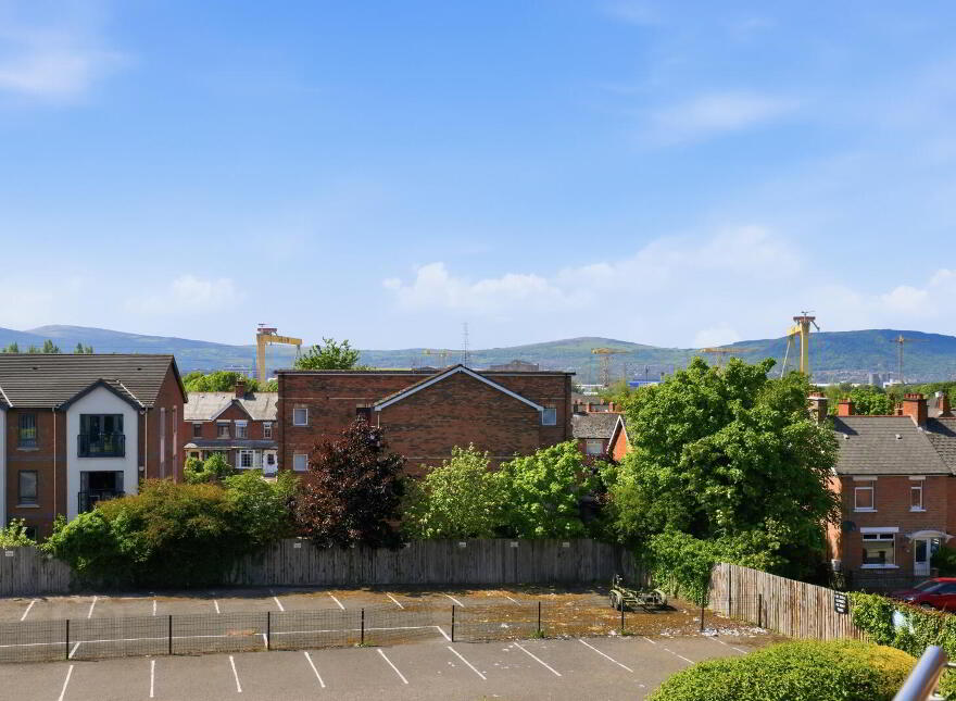 Apartment 10 Delamount 5 Dundela Park, Belfast, BT4 1PH