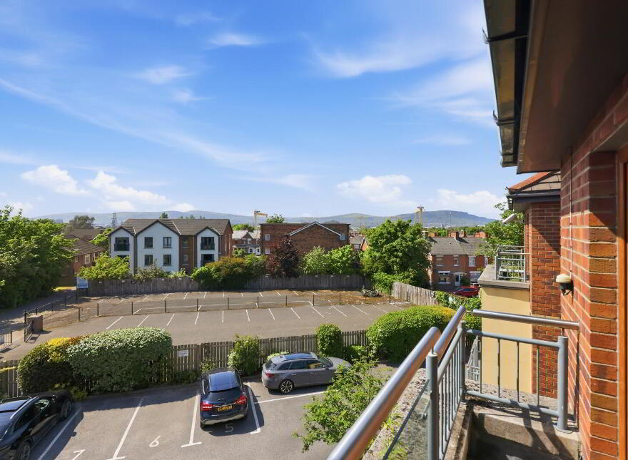 Apartment 10 Delamount 5 Dundela Park, Belfast, BT4 1PH