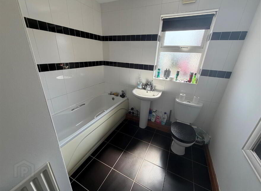 47 Balmoral Square, Bangor, BT19 7XL