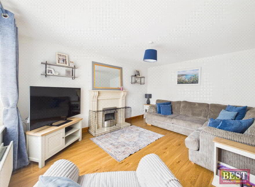 33 Rockfield Heights, Newry, BT34 2DD