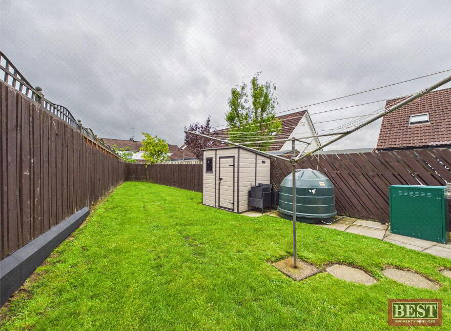 33 Rockfield Heights, Newry, BT34 2DD