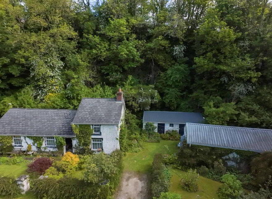 Aughamore, Kilmainhamwood, A82PE00