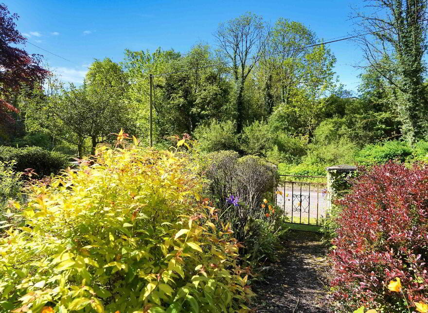 Aughamore, Kilmainhamwood, A82PE00