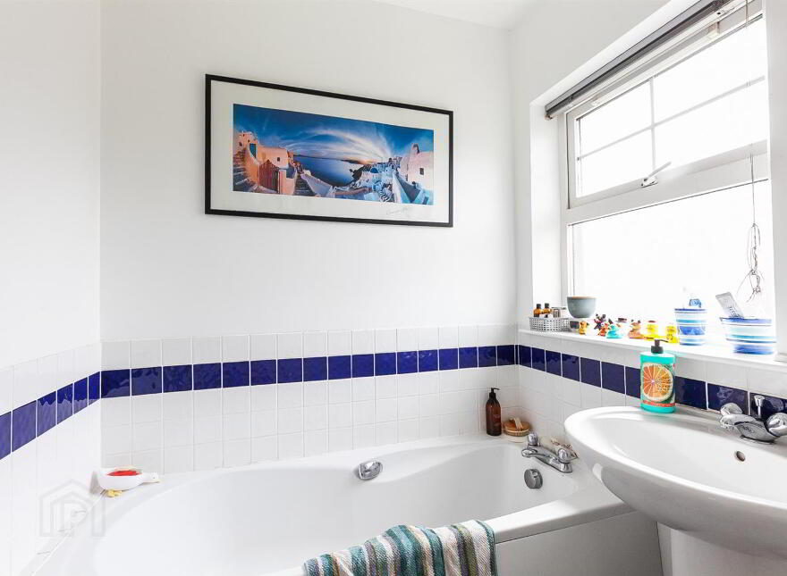 25 Lindara Drive, Larne, BT40 2FB