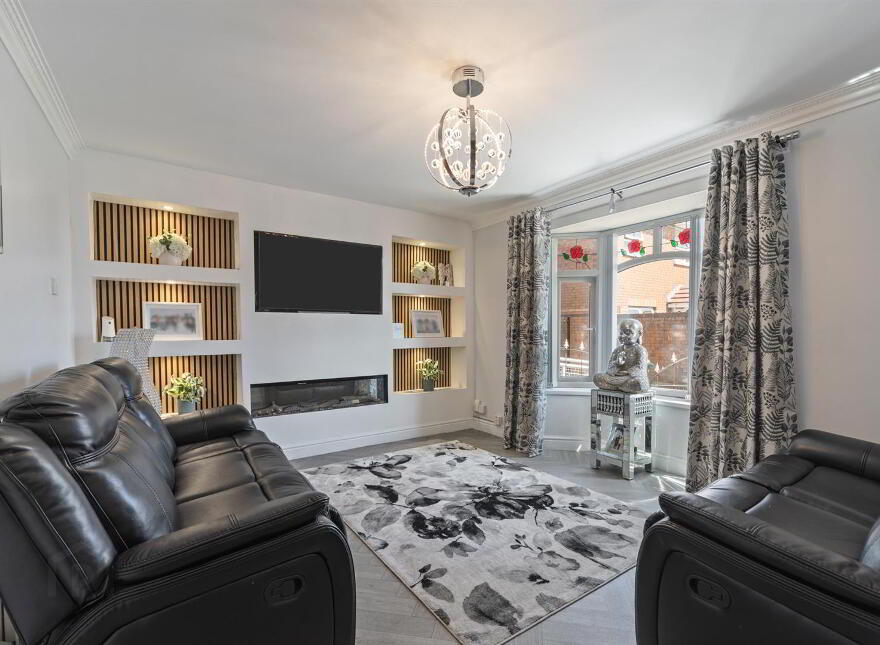 4 Valleyside Close, Belfast, BT12 7LH