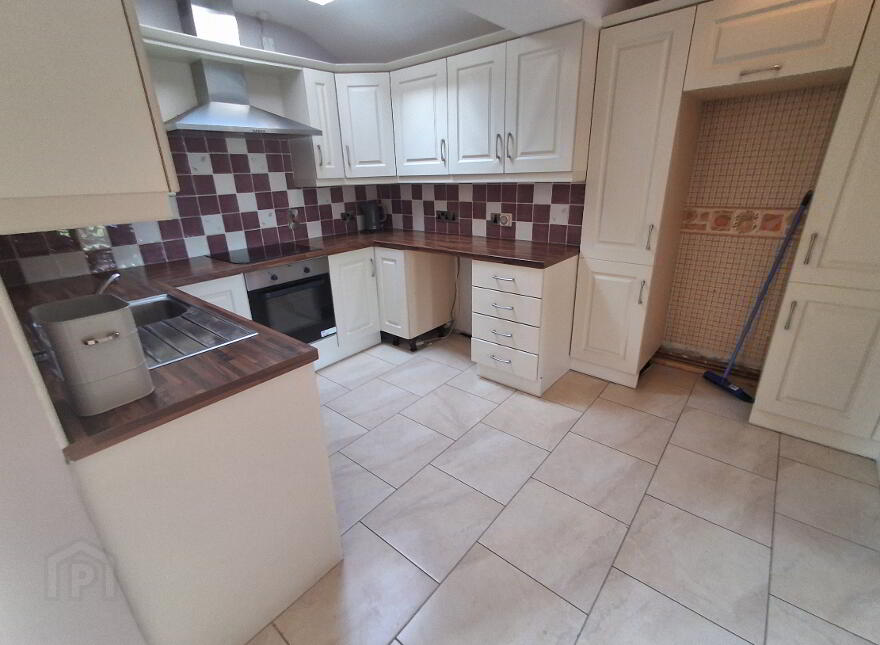 8 Creamery Park, Lisbellaw, BT94 5BU
