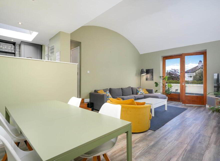 1 Woodview Mews, Glenalbyn Road, Stillorgan, A94CX58