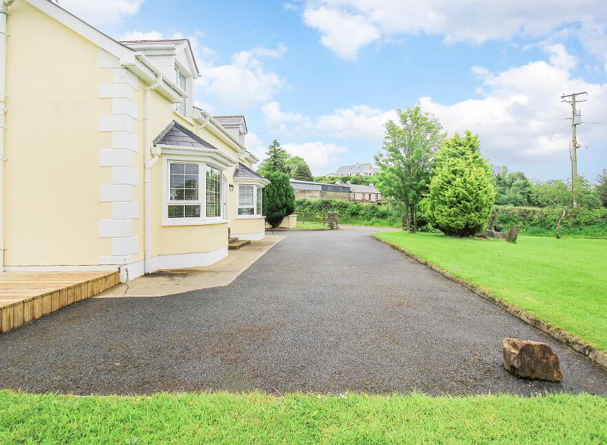 Tullyally, Redcastle, F93A9F6