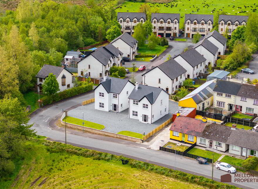 2 Creaghmore Glen, Drumquin, Omagh, BT78 4UH