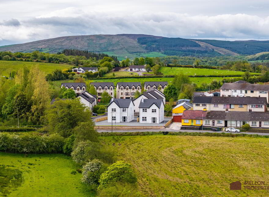 2 Creaghmore Glen, Drumquin, Omagh, BT78 4UH