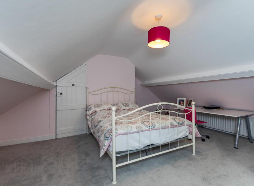 'Rudesheim', 98 Kings Road, Belfast, BT5 7BW