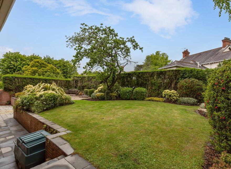 'Rudesheim', 98 Kings Road, Belfast, BT5 7BW