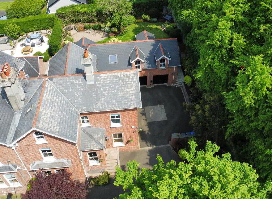 'Rudesheim', 98 Kings Road, Belfast, BT5 7BW