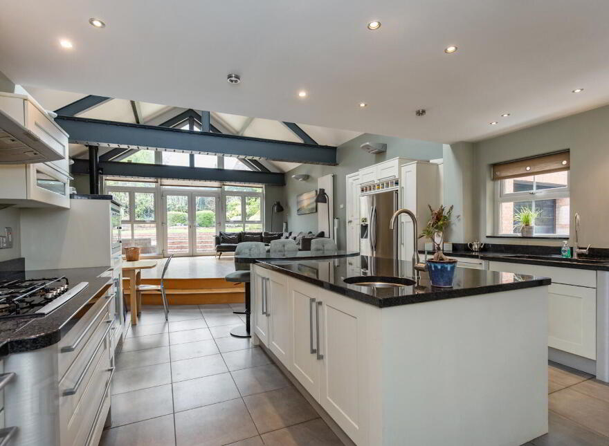'Rudesheim', 98 Kings Road, Belfast, BT5 7BW