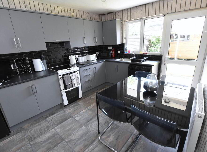 5 Erindee Park, Donaghadee, BT21 0LG