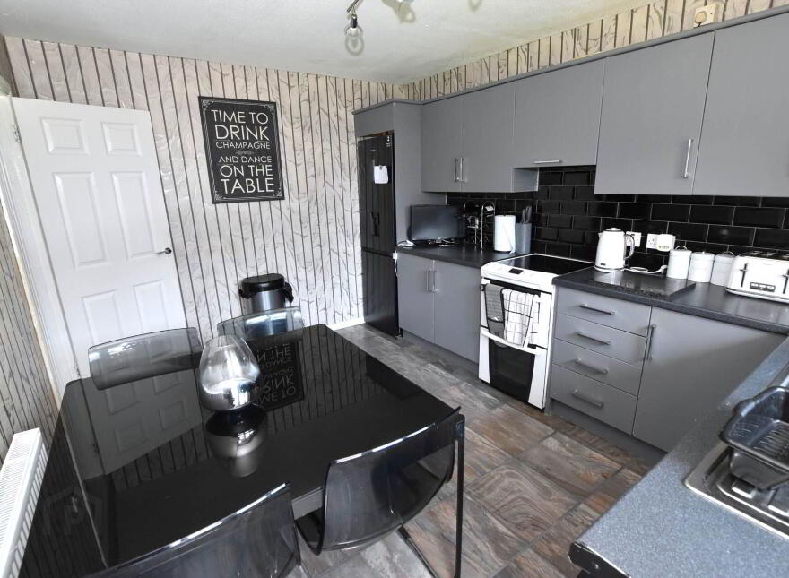 5 Erindee Park, Donaghadee, BT21 0LG