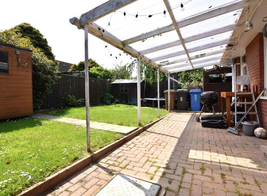 5 Erindee Park, Donaghadee, BT21 0LG