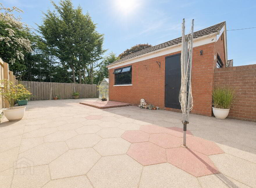 21 Lisbane Drive, Newtownabbey, BT37 0LN