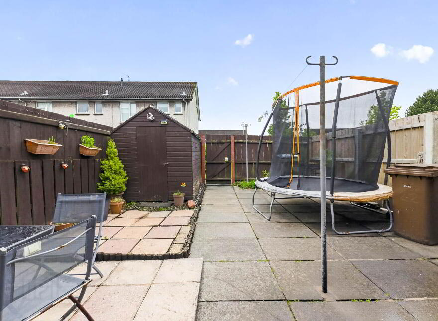 22 Edenvale Gardens, Lisburn, BT28 2UT