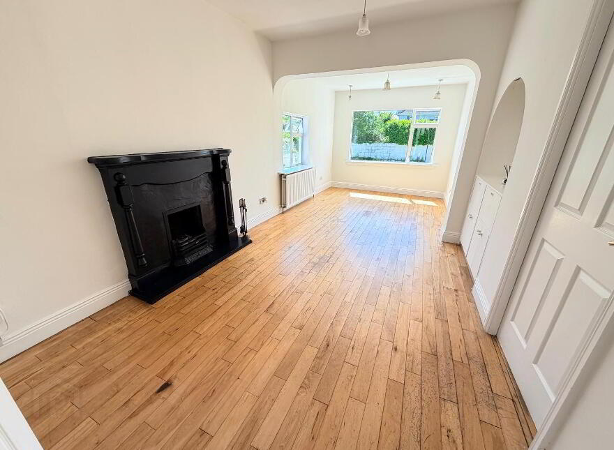 Massabielle, 6 Woodvale Road, Ballintemple, T12PHW9