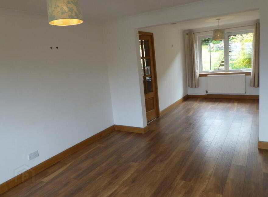 85 Curriehill Castle Drive, Balerno, EH14 5TB